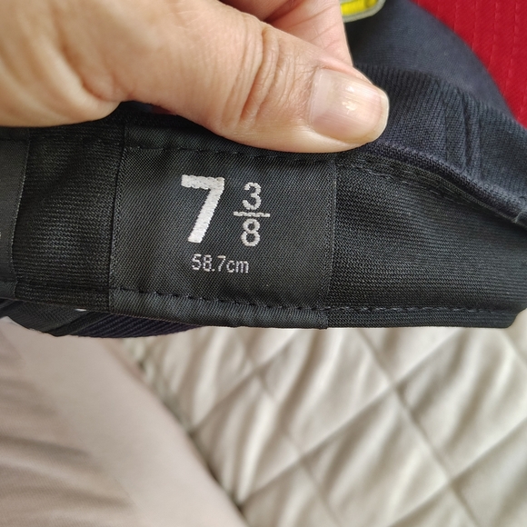 New Era Black and Red Cardinal Hat - Picture 3 of 11